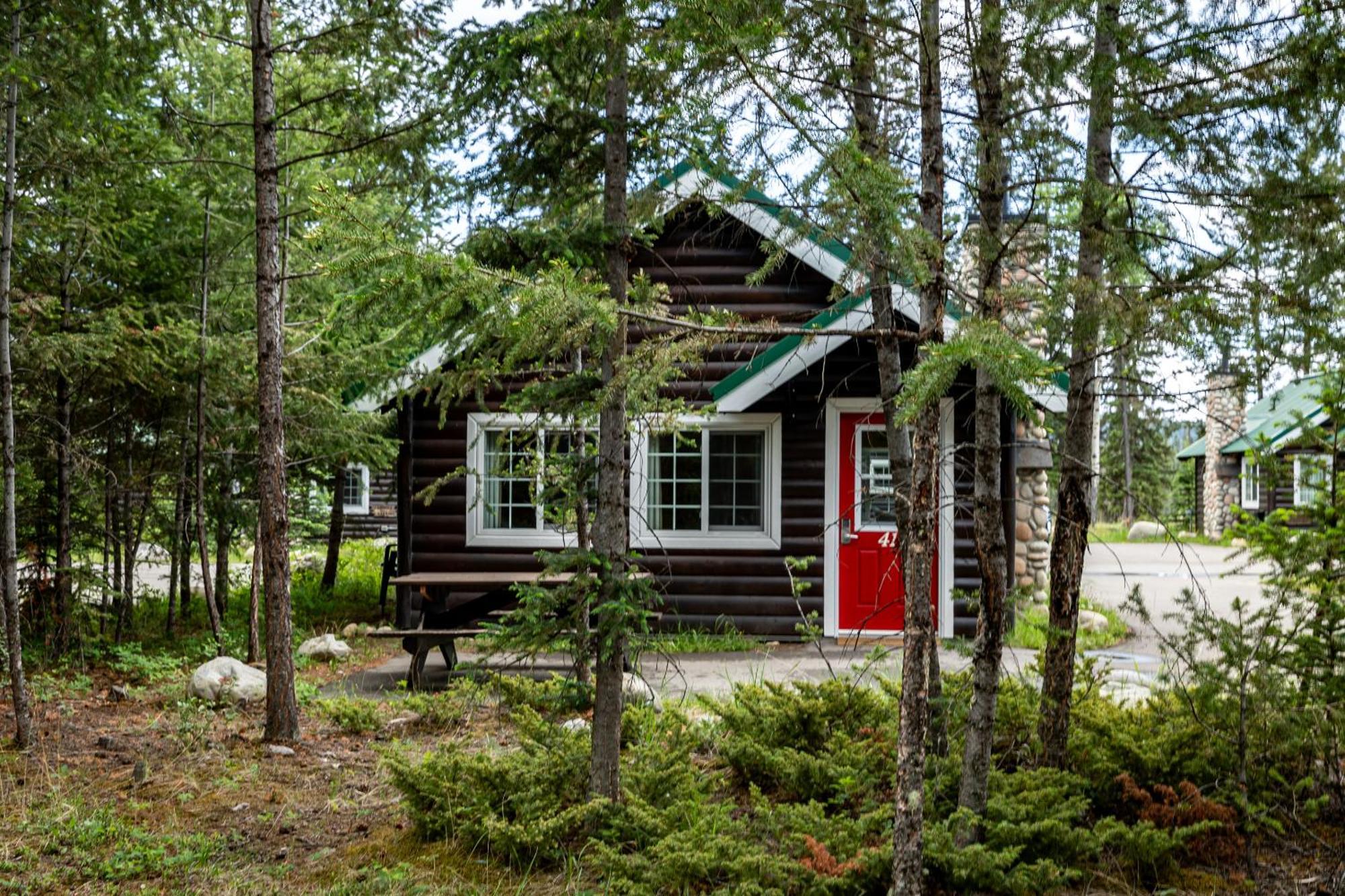 Pine Bungalows Джаспър Екстериор снимка